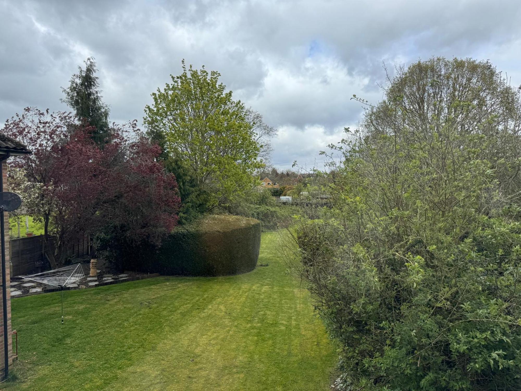 High Trees Guest House Gatwick Horley Exterior photo