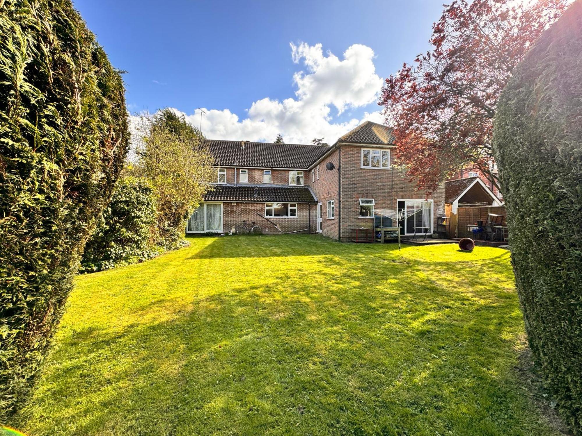 High Trees Guest House Gatwick Horley Exterior photo