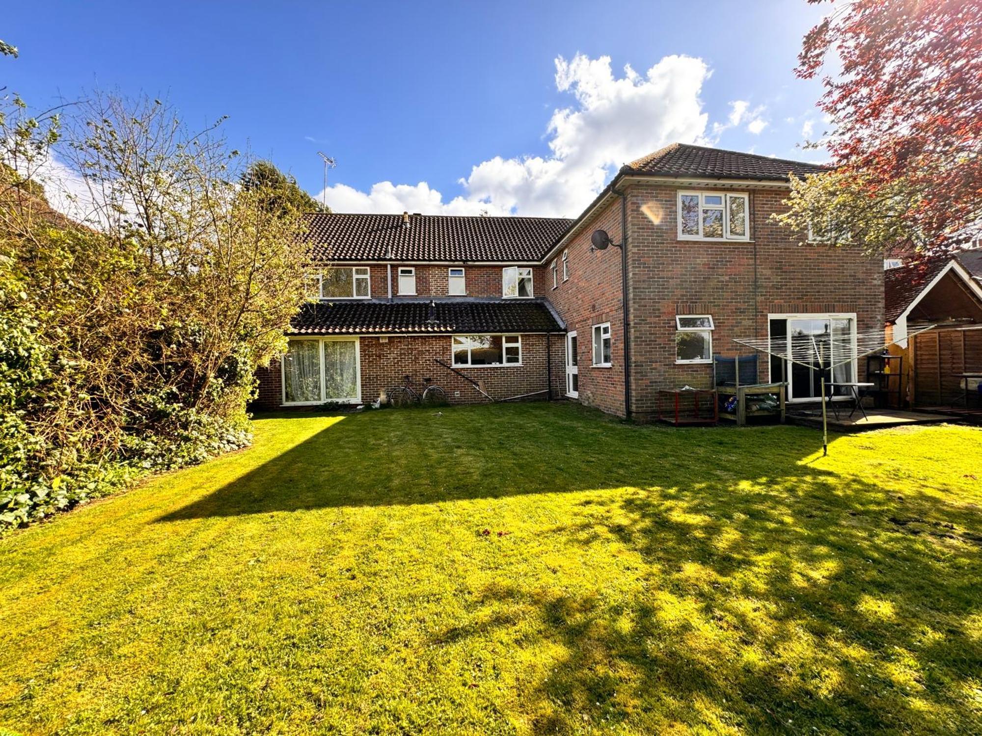 High Trees Guest House Gatwick Horley Exterior photo