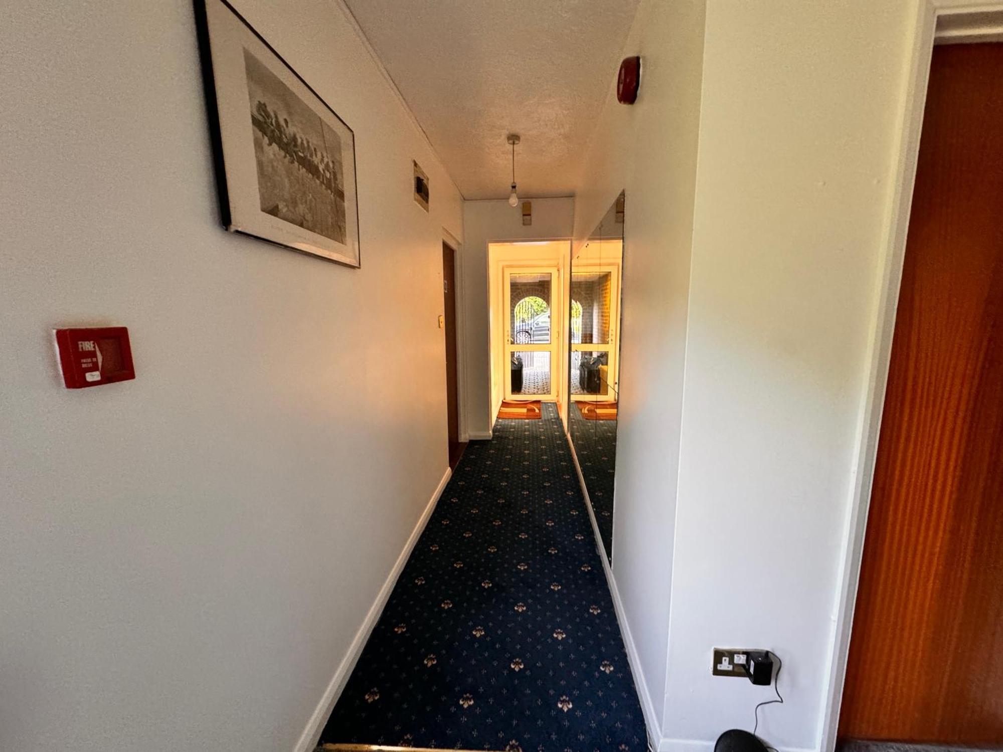 High Trees Guest House Gatwick Horley Exterior photo