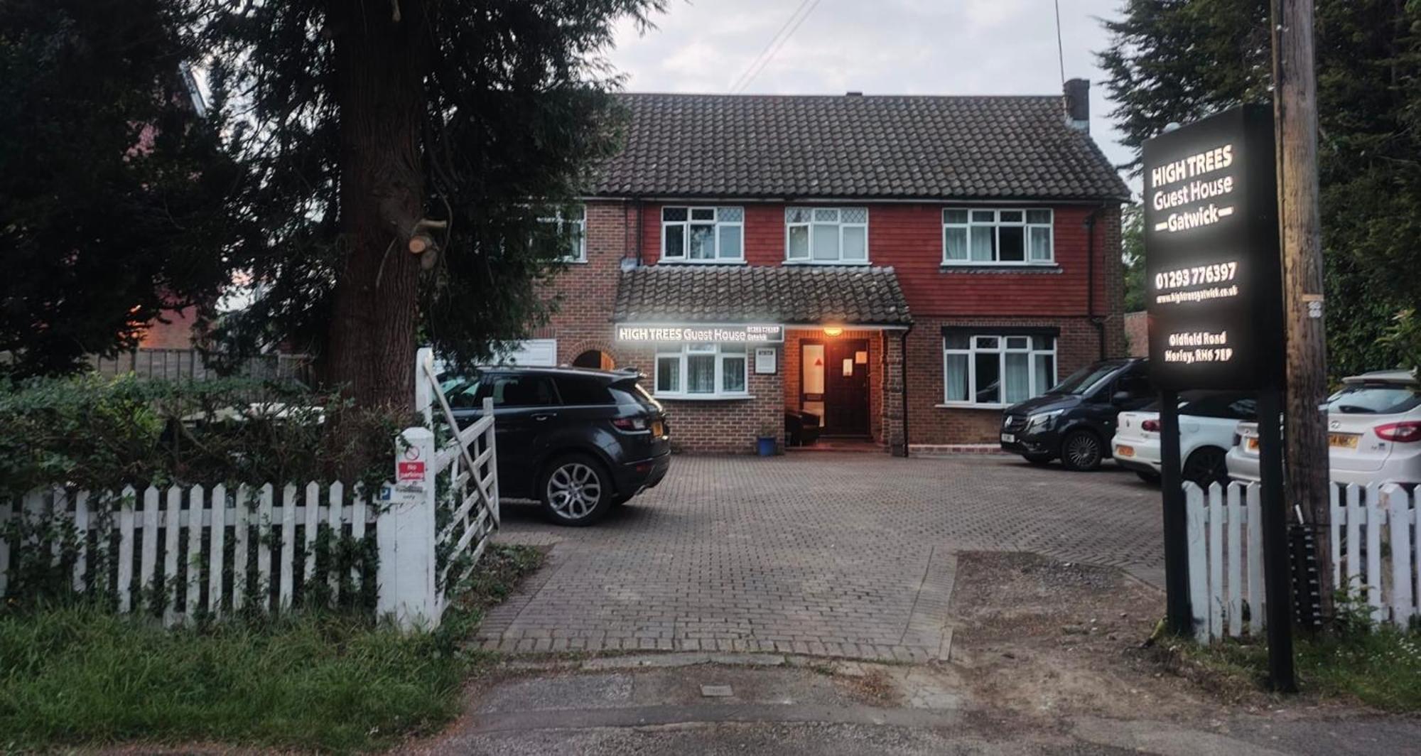 High Trees Guest House Gatwick Horley Exterior photo